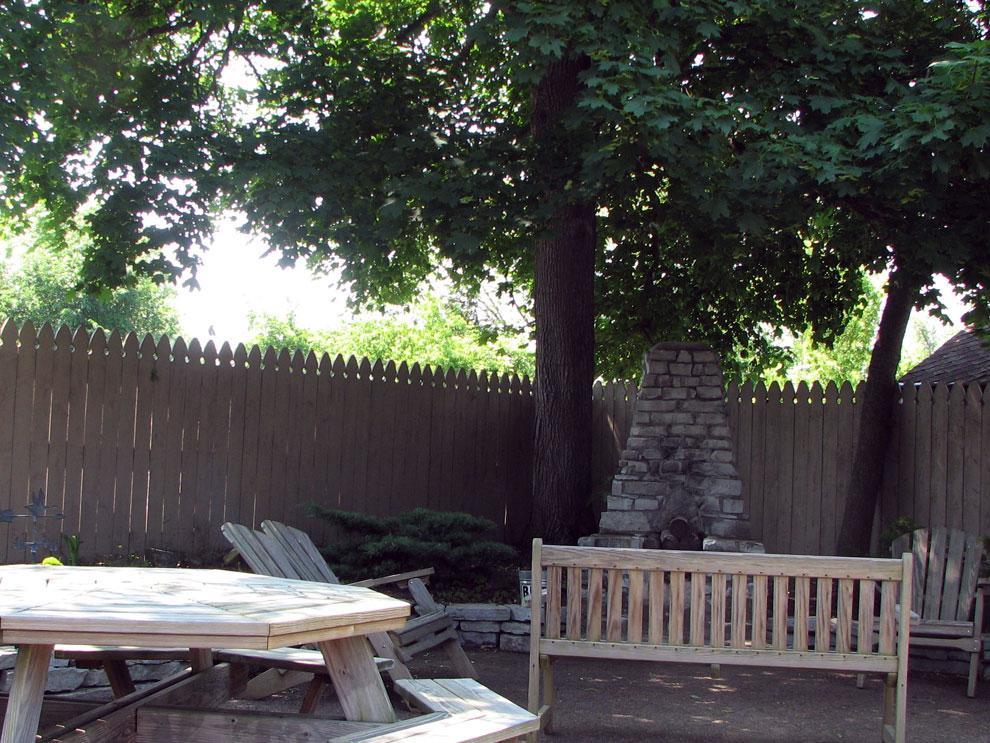 Wooden Boat Inn Clayton Bagian luar foto